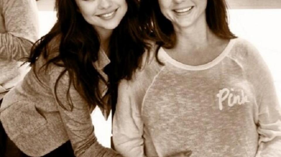 Selena Gomez s mámou Amandou těsně před narozením sestřičky